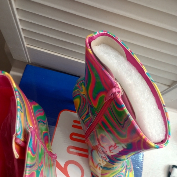 Rouge Women's Hippie, Tye Dye, Psychedelic Heeled Ankle Boots New With Box - Picture 5 of 8